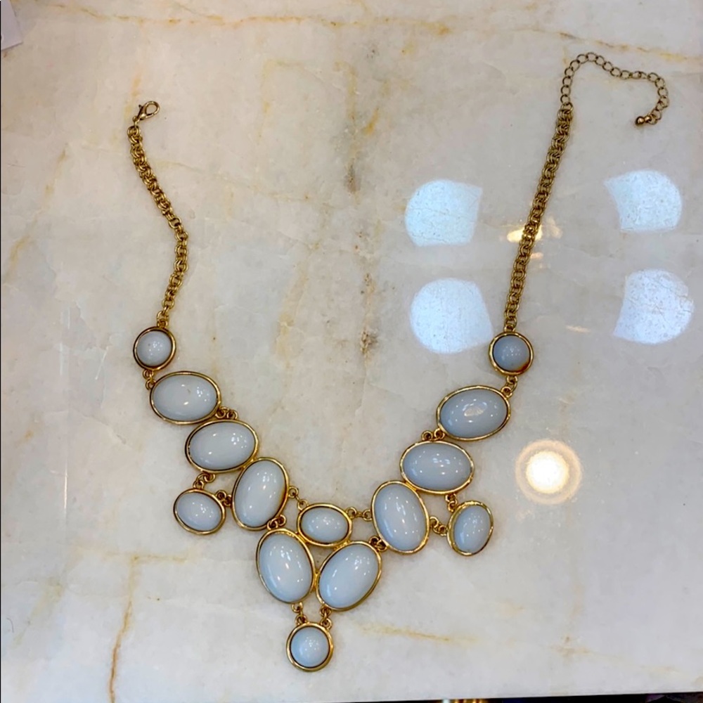 White/Gold faux pearl in a faux gold layer